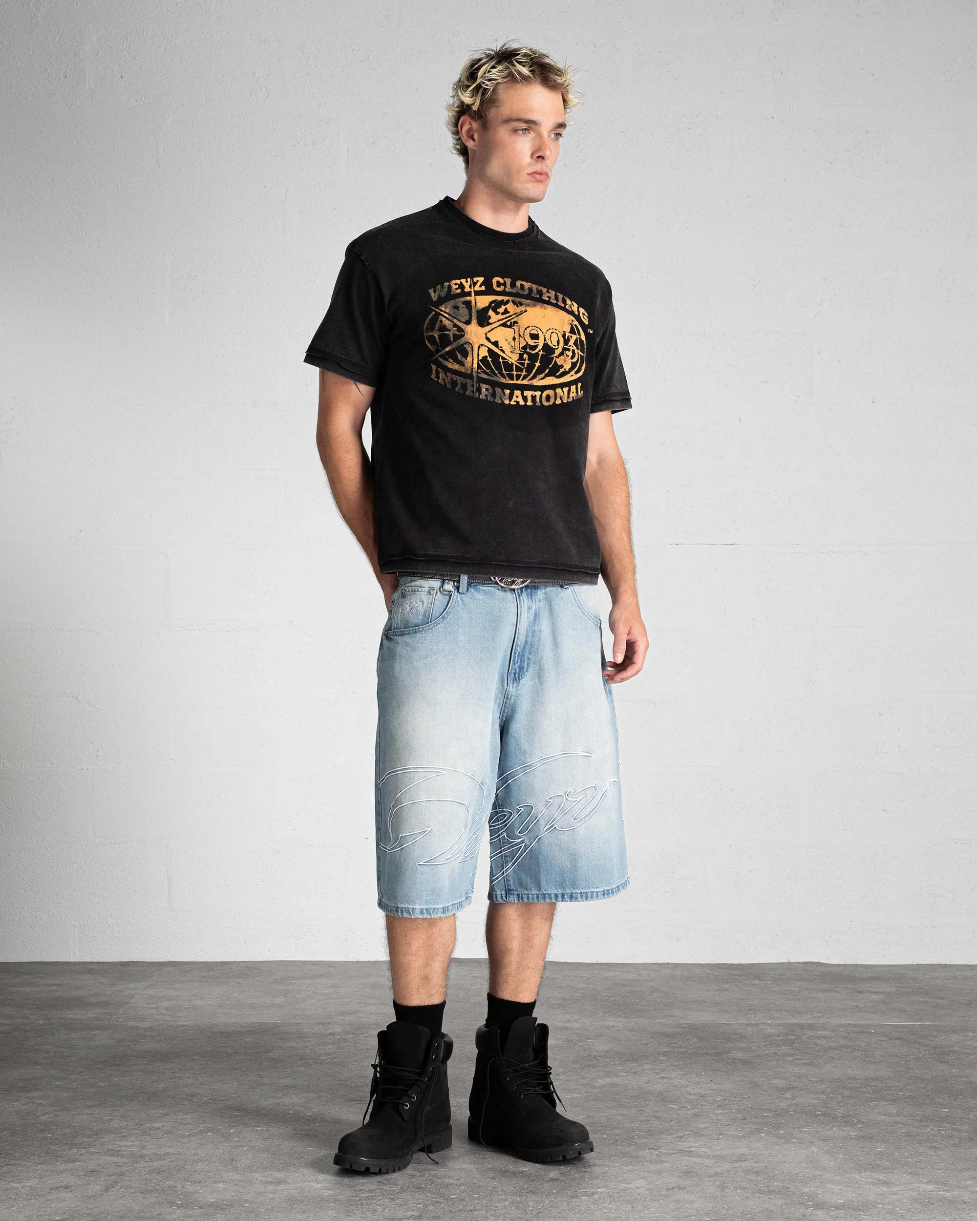 T-SHIRT "INTERNATIONAL" - NOIR VINTAGE - Image 4