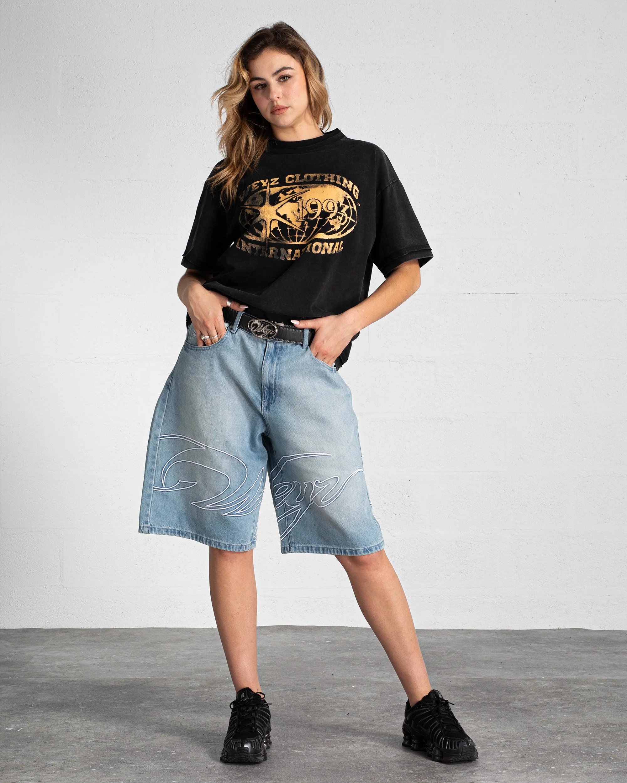 T-SHIRT "INTERNATIONAL" - NOIR VINTAGE - Image 5